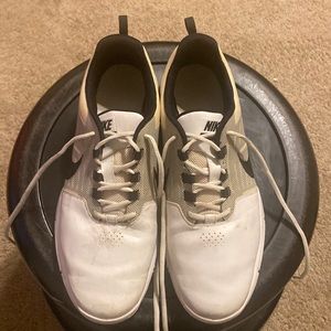 Nike Explorer TRL golf shoes